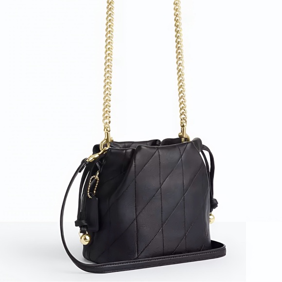 Authentic NWT Coach Faye Mini Drawstring Quilted Shoulder Bag - Picture 2 of 6